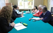 Continuar con la estrategia diseñada por el Servicio Agrícola y Ganadero (SAG) para controlar y suprimir la plaga forestal conocida como avispa taladradora de la madera del pino, fue uno de los acuerdos de la reunión del Comité Técnico Regional Fitosanitario de Emergencia por Sirex noctilio realizada en Los Ángeles, en la cual participaron representantes del sector público y privado de la Región del Biobío.