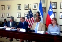 • Las buenas prácticas de Chile y Estados Unidos, permitirán implementar en Honduras un sistema de inspección y certificación público-privado para la exportación de productos agrícolas. El Acuerdo fue firmado en Tegucigalpa, con el respaldo de AGCI, USAID y SAG de Chile y Honduras.